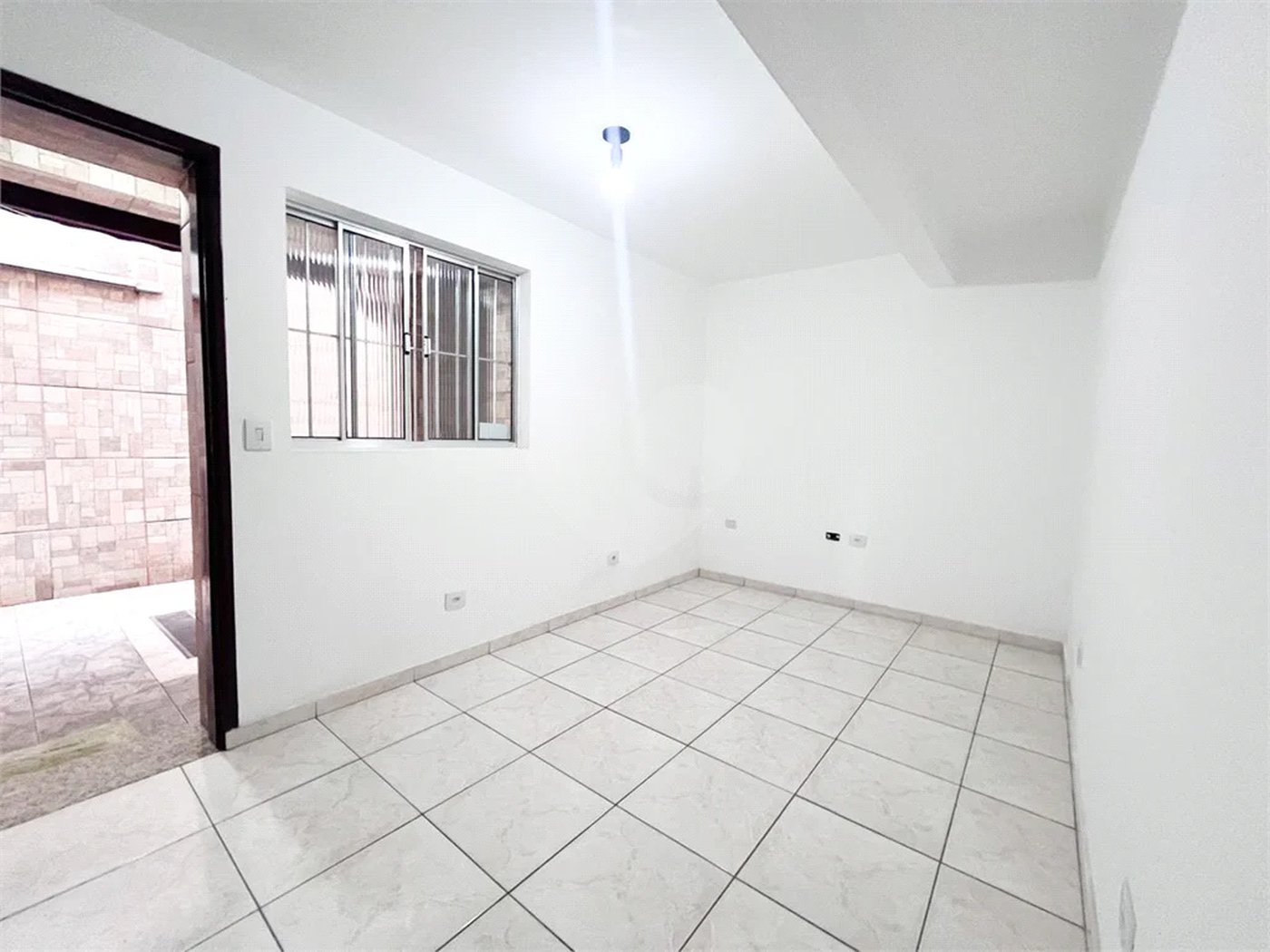 Casa à venda com 4 quartos, sendo 2 suítes, em Jardim São Paulo(zona Norte), São Paulo, SP