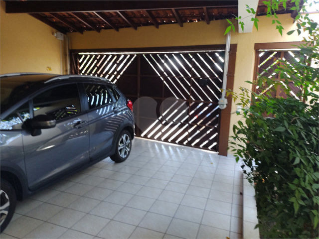 Sobrado à venda com 3 quartos, sendo 1 suíte,  em Vila Mascote, São Paulo, SP