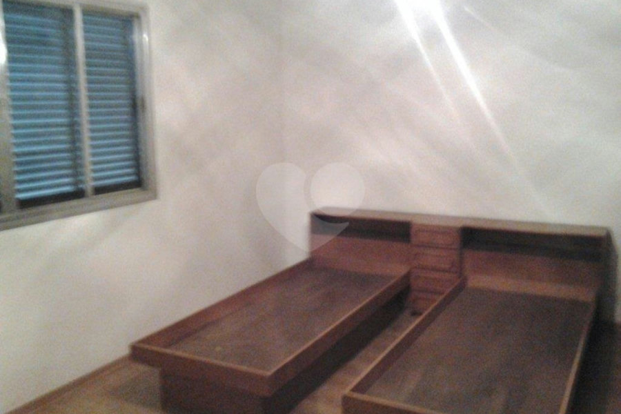 Sobrado à venda com 4 quartos, sendo 1 suíte, em Palmas do Tremembé, São Paulo, SP