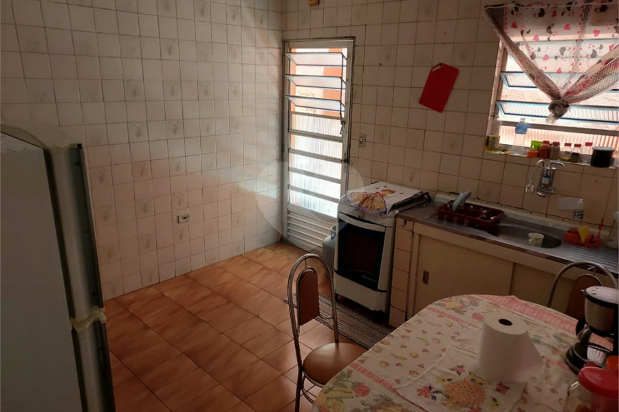 Sobrado à venda com 3 quartos em Horto, São Paulo, SP