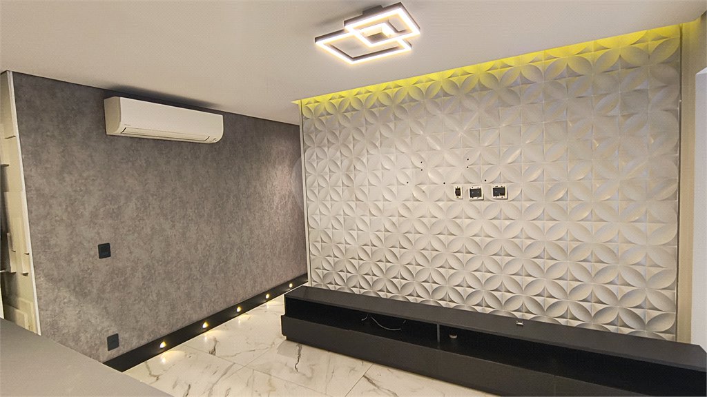 Apartamento à venda com 2 quartos, sendo 1 suíte, em Barra Funda, São Paulo, SP