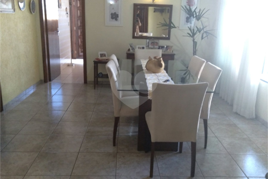 Casa à venda com 3 quartos, sendo 1 suíte, em Tremembé, São Paulo, SP