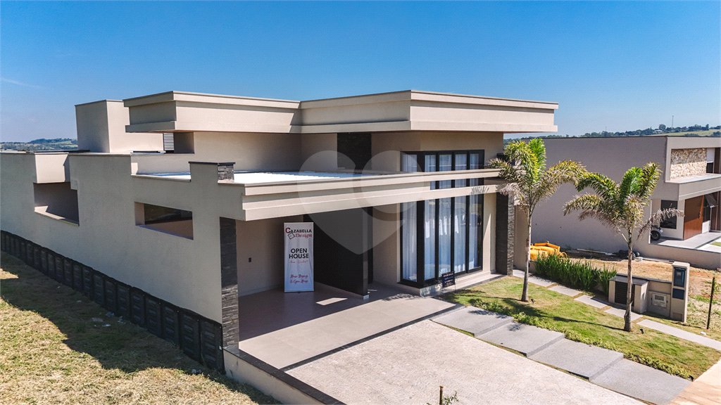 Casa à venda com 3 suítes no condomínio Residencial Dona Maria Candida, Indaiatuba - SP