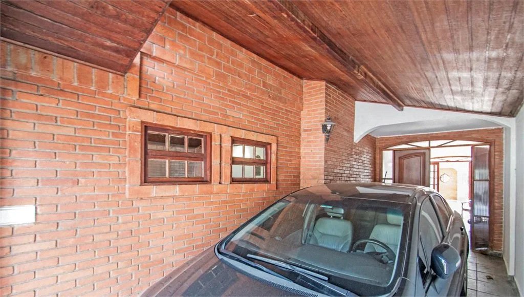 Sobrado à venda com 3 quartos em Cidade Monções, São Paulo, SP