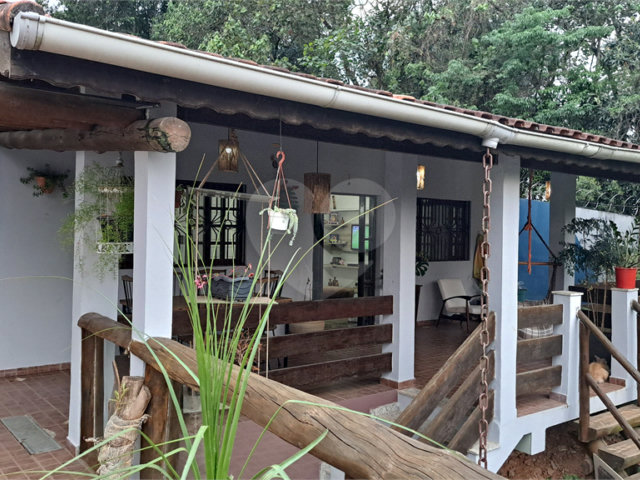 Casa à venda com 3 quartos, sendo 1 suíte,  em Chácara Arantes, Mairiporã, SP