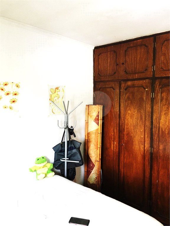 Sobrado à venda com 4 quartos, sendo 1 suíte,  em Vila Gomes, São Paulo, SP