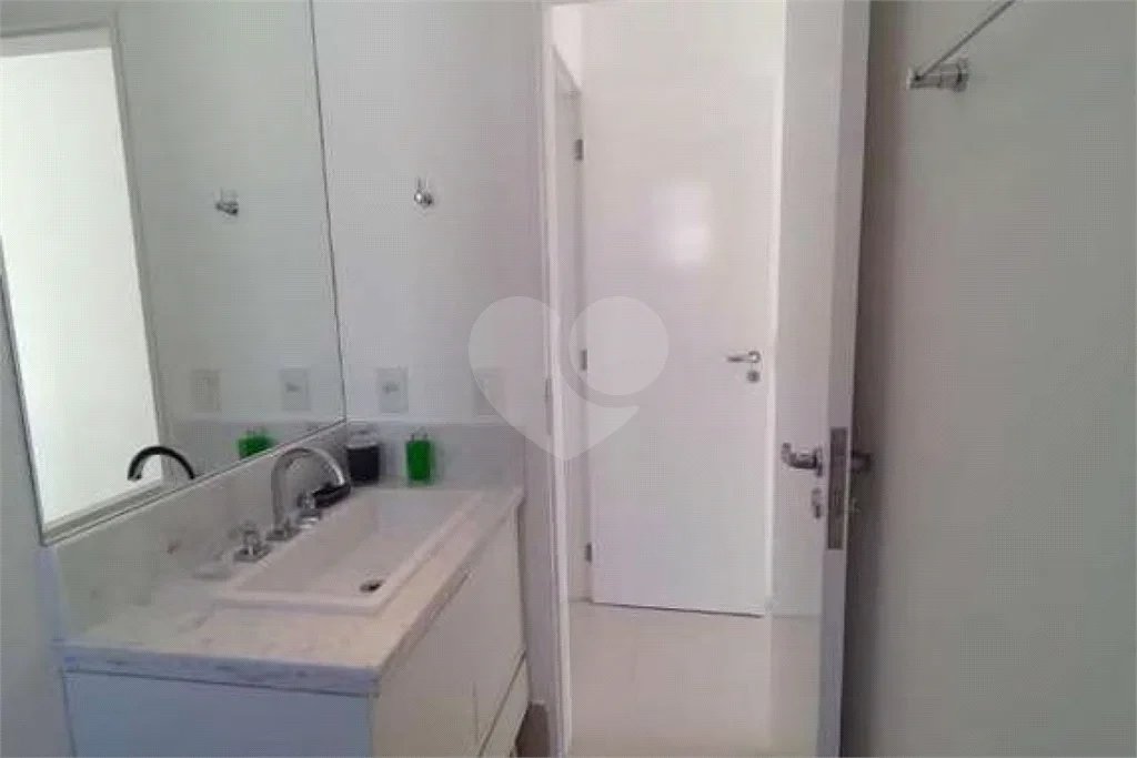 Maravilhosa Casa em Condomínio com 4 Suítes na Praia de Juquehy!!!