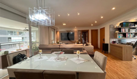 Apartamento à venda com 3 suítes em Bosque da Saúde, São Paulo, SP