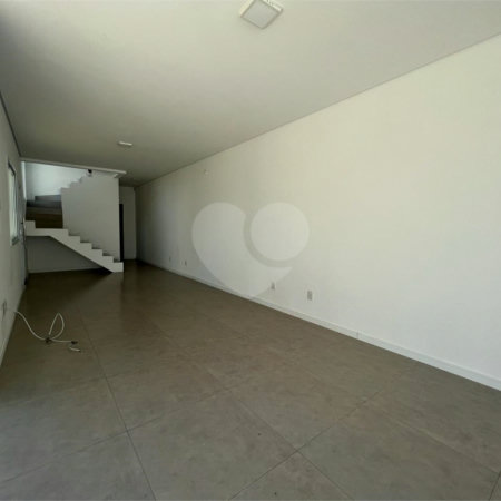 Casa à venda com 3 quartos, sendo 1 suíte, em Jardim Semiramis, Cotia, SP