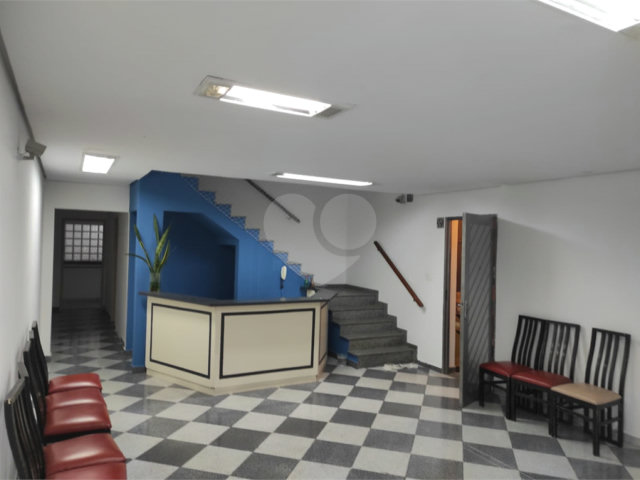 Sobrado à venda com 4 quartos em Brooklin, São Paulo, SP