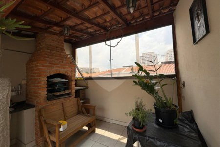 Sobrado à venda com 2 quartos em Ferreira, São Paulo, SP