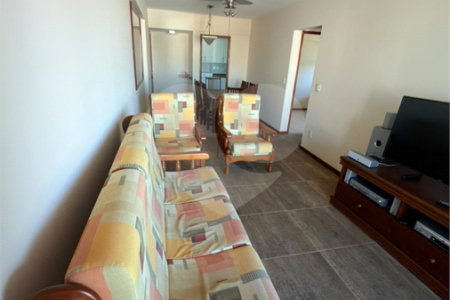 Apartamento à venda com 2 quartos, sendo 1 suíte,  em Vila Nova, Cabo Frio, RJ