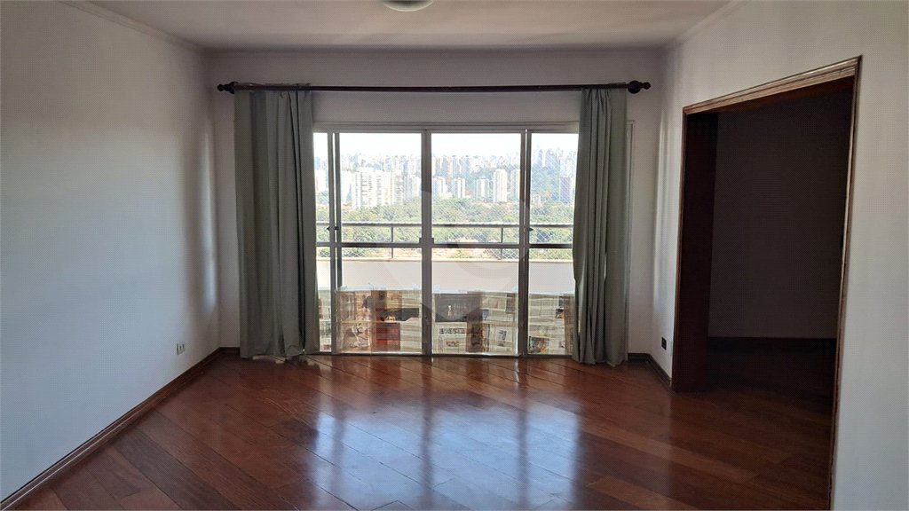 Apartamento para alugar com 2 quartos, sendo 1 suíte, em Alto da Boa Vista, São Paulo, SP