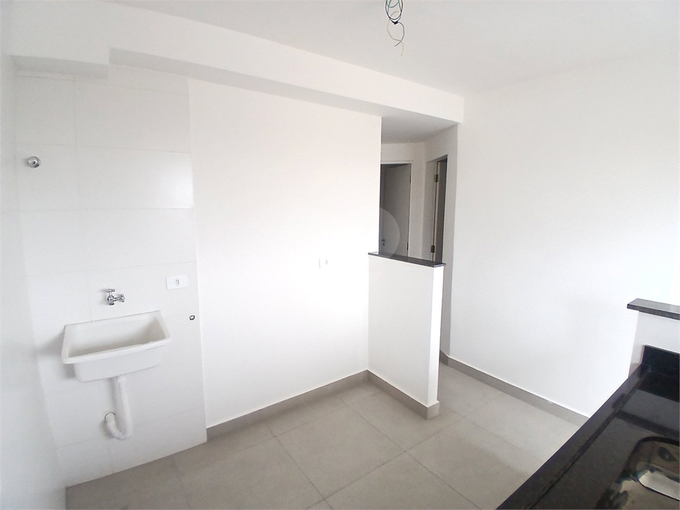 Apartamento à venda com 2 quartos em Vila dos Remédios, São Paulo, SP