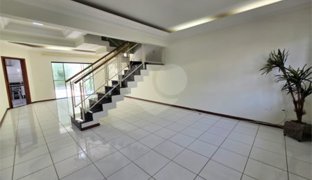 Casa para alugar com 4 quartos, sendo 3 suítes,  no condomínio Village Saint Claire, Sorocaba - SP