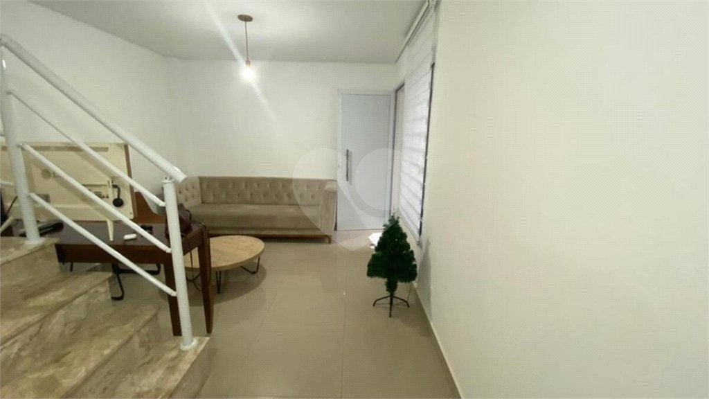 Casa à venda com 3 quartos, sendo 1 suíte, no condomínio Garden Village, São Paulo - SP