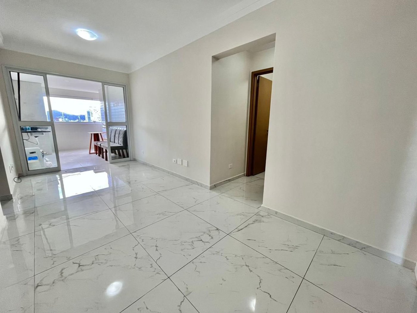Apartamento com 2 dormitórios para alugar, 70 m² por R$ 5.900,00/mês - Boqueirão - Santos/SP