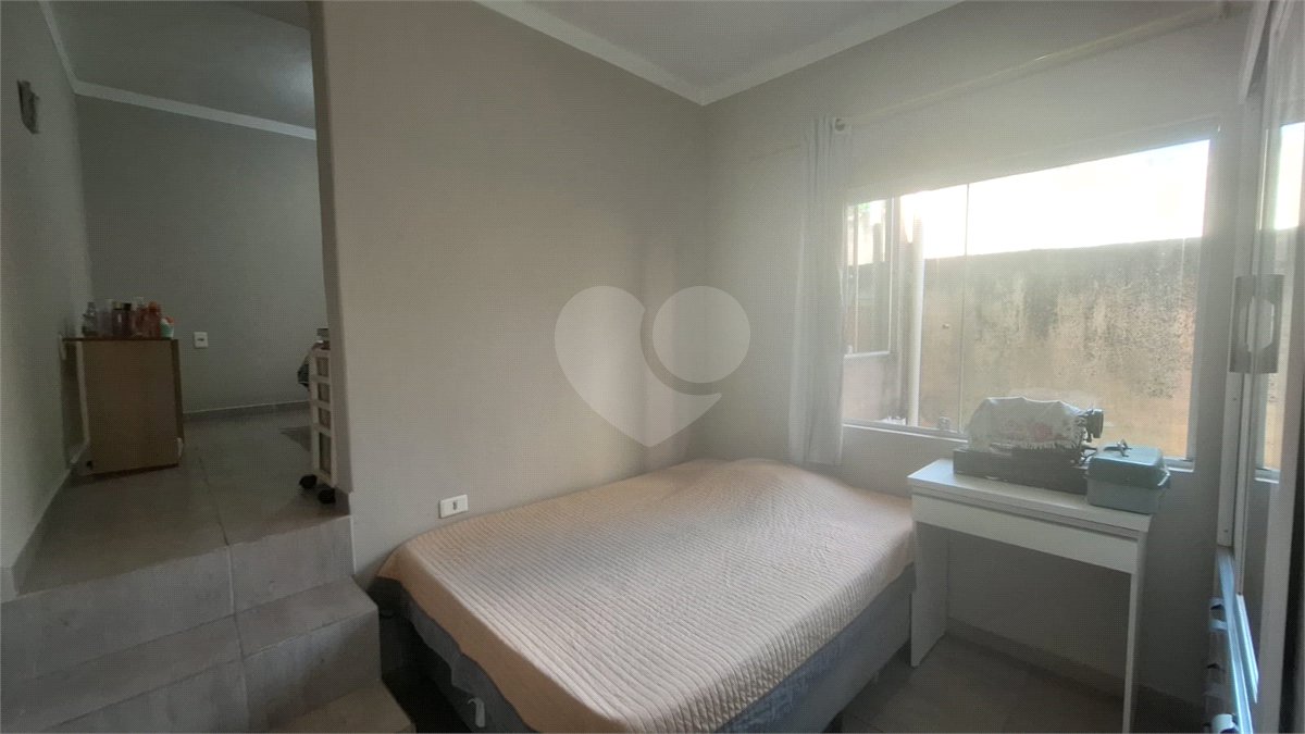 Casa à venda com 3 quartos, sendo 1 suíte,  em Jardim São Conrado, Sorocaba, SP