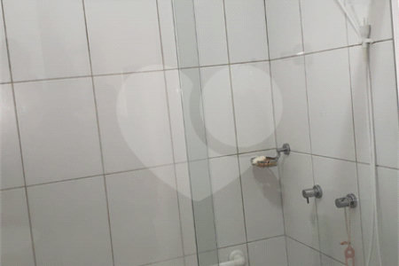 Casa à venda com 3 quartos, sendo 1 suíte, em Jardim Ester, São Paulo, SP