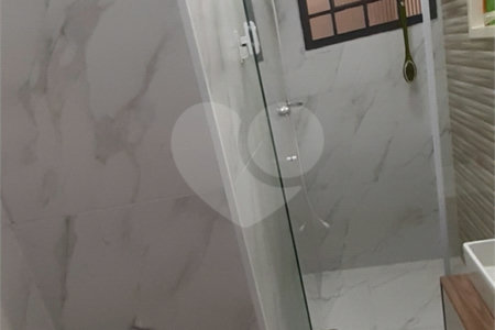 Casa à venda com 3 quartos, sendo 1 suíte, em Vila Helena, Atibaia, SP