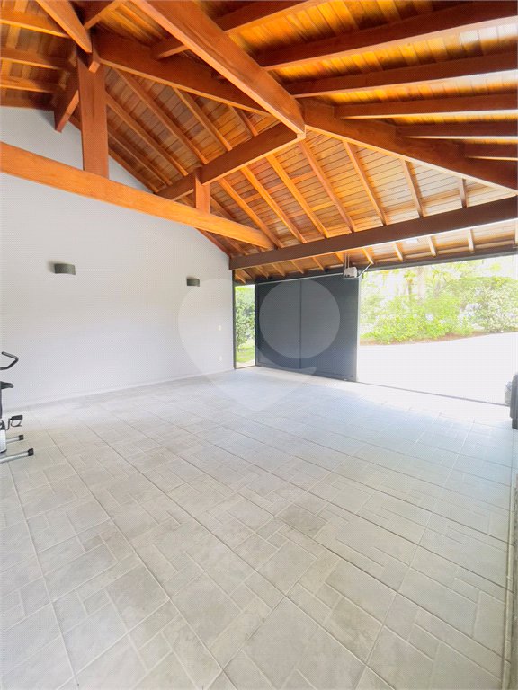 Casa à venda ou para alugar com 3 quartos, sendo 2 suítes, no condomínio Haras Paineiras, Salto - SP