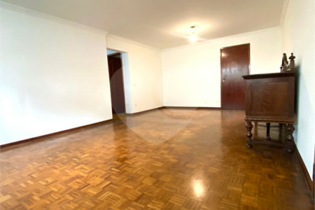Apartamento à venda ou para alugar com 4 quartos, sendo 1 suíte, em Itaim Bibi, São Paulo, SP