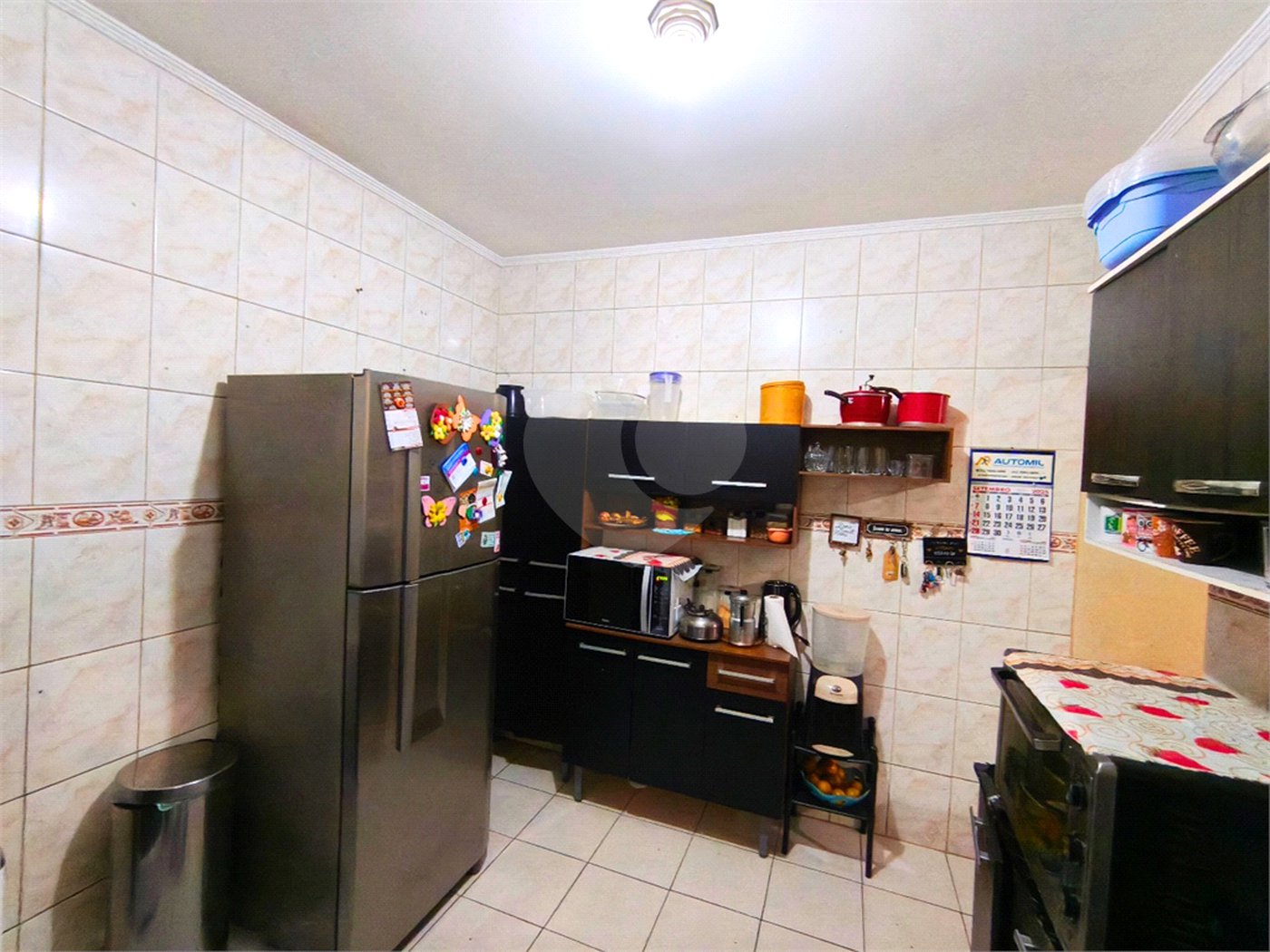 Casa à venda com 3 quartos, sendo 1 suíte, no condomínio Res Crisciúma, São Paulo - SP