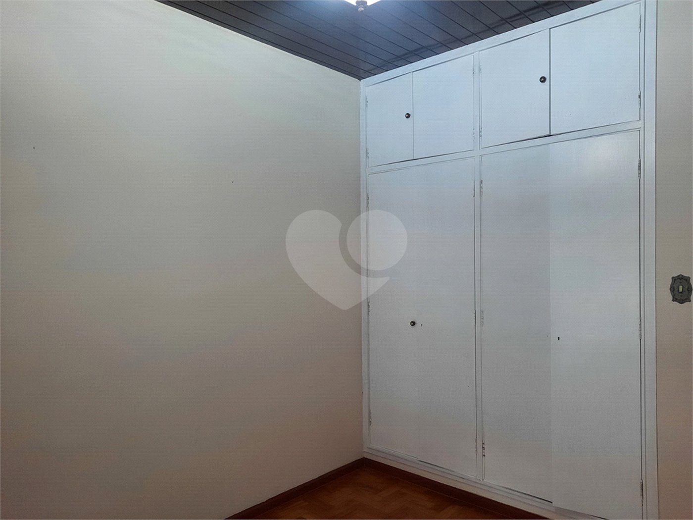 Casa Térrea à venda com 3 quartos, sendo 2 suítes,  em Jardim Marajoara, São Paulo, SP