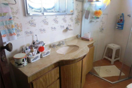 Sobrado à venda com 4 quartos, sendo 1 suíte, em Tucuruvi, São Paulo, SP