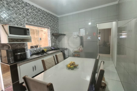 Casa à venda com 3 quartos, sendo 1 suíte,  em Jardim São Conrado, Sorocaba, SP
