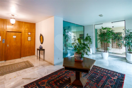 Apartamento à venda com 3 quartos, sendo 1 suíte, em Morro dos Ingleses, São Paulo, SP