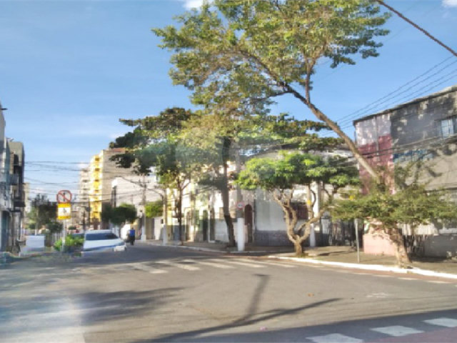 Sobrado à venda com 3 quartos em Bom Retiro, São Paulo, SP