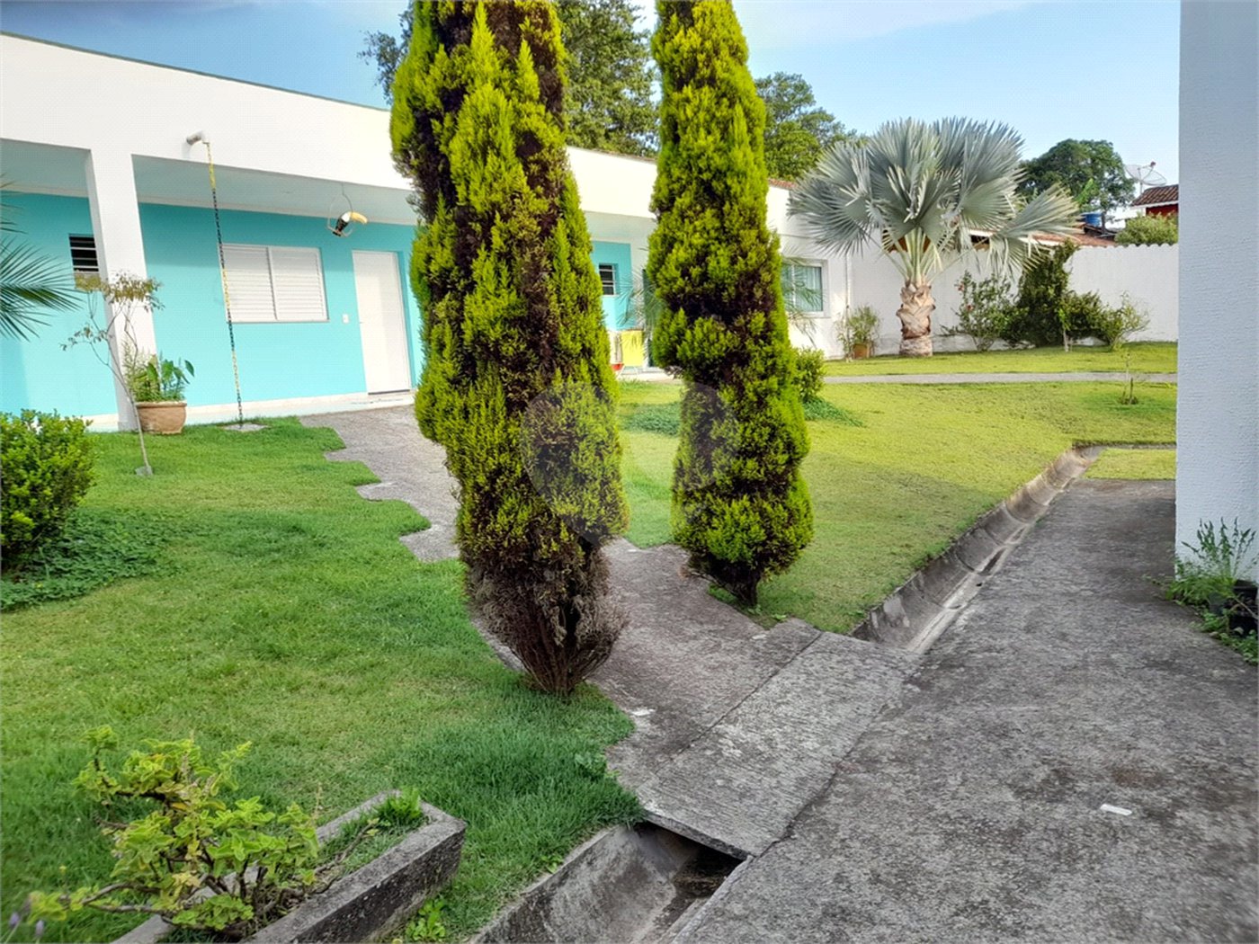 Chácara à venda com 3 suítes no Centro, Biritiba-mirim, SP