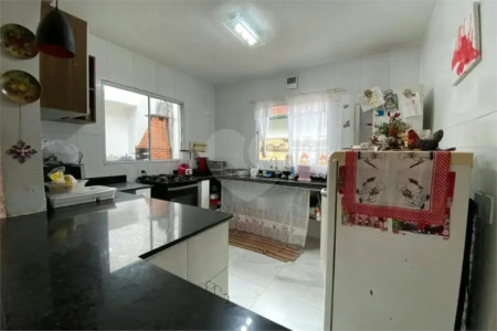 Sobrado à venda com 3 quartos, sendo 2 suítes, em Conjunto Residencial Butantã, São Paulo, SP