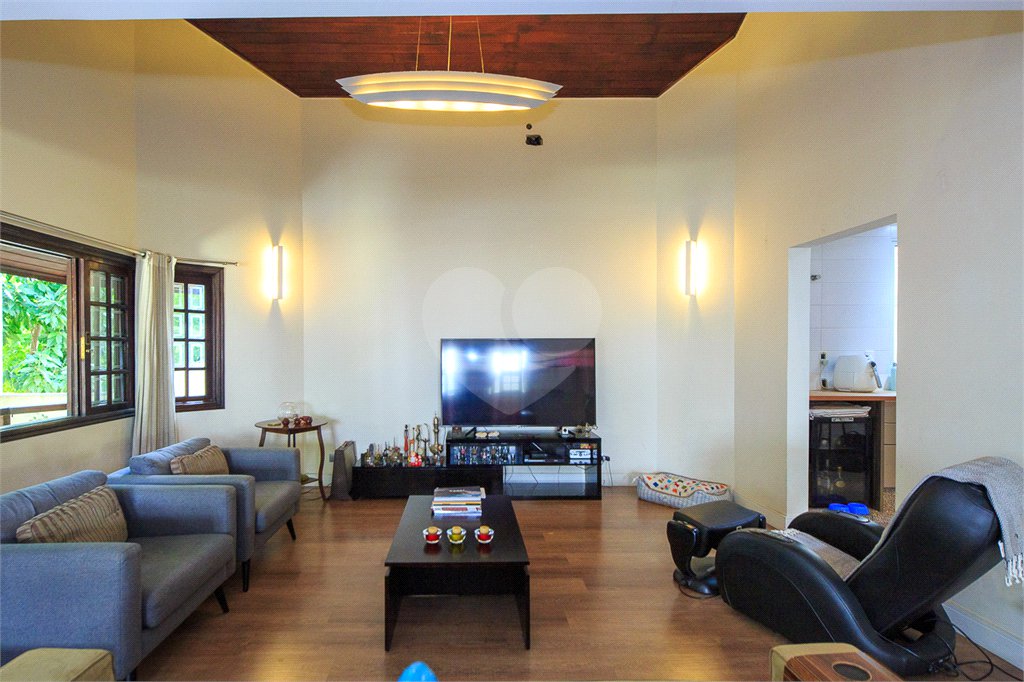 Casa Térrea à venda com 4 quartos, sendo 3 suítes, em Jardim Marajoara, São Paulo, SP