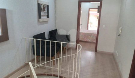 Casa à venda com 2 quartos, sendo 1 suíte,  em Vila Mariana, São Paulo, SP