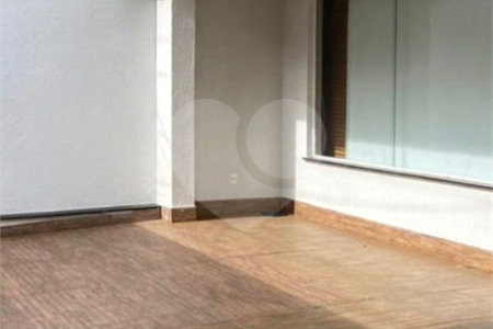 Casa à venda com 3 suítes em Jardim Anália Franco, São Paulo, SP