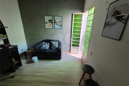 Casa à venda com 3 quartos, sendo 1 suíte, em Vila Salles, Atibaia, SP