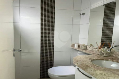 Sobrado à venda com 3 quartos, sendo 1 suíte, no Centro, Indaiatuba, SP