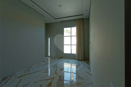 Casa à venda com 3 quartos, sendo 1 suíte,  em Vila Nova Aparecida, Mogi das Cruzes, SP