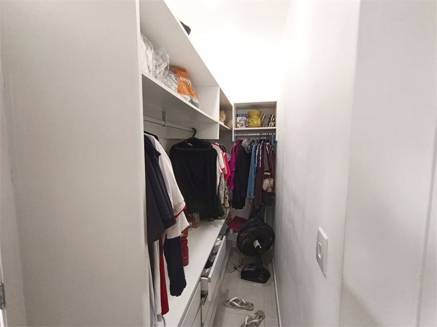Apartamento Residencial à venda, Vila Matias, Santos - AP0656.