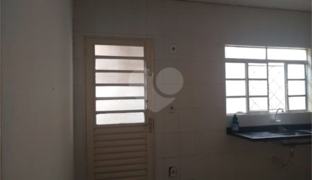 Casa Térrea à venda com 2 quartos no Centro, Bom Jesus dos Perdões, SP