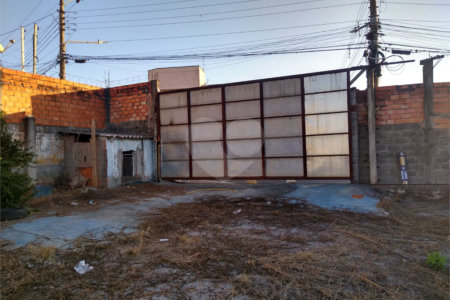 Terreno à venda em Vila Romanópolis, Ferraz de Vasconcelos, SP