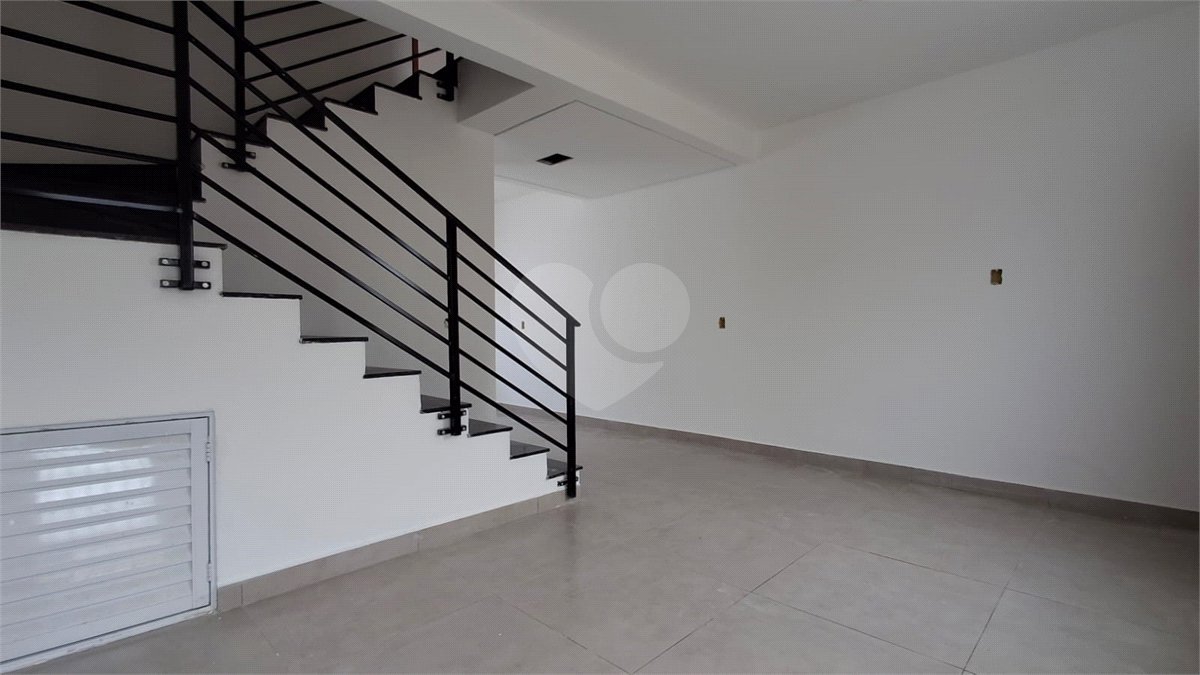 Sobrado à venda com 2 quartos em Vila Colorau, Sorocaba, SP