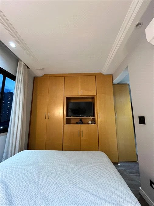 Apartamento à venda com 3 quartos, sendo 1 suíte, em Vila Hamburguesa, São Paulo, SP