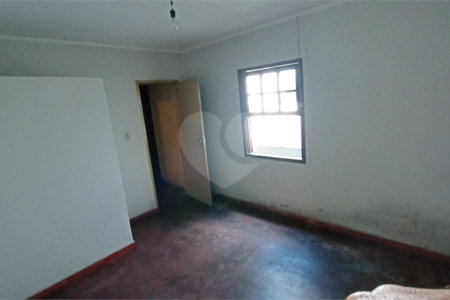 Casa à venda com 3 quartos em Vila Santana, Valinhos, SP