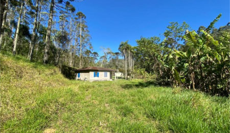 Sítio à venda com 2 quartos, sendo 1 suíte,  em Ibiúna, Ibiúna, SP