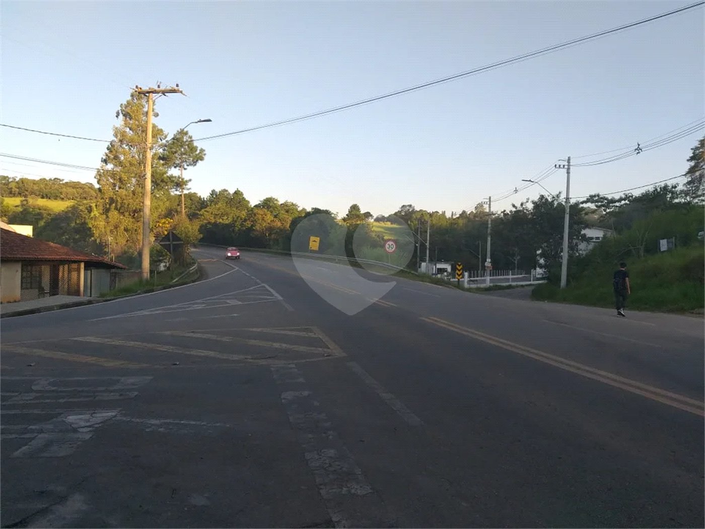 Área de terra de 156 mil m2 à venda em São Roque, zona mista (residencial/industrial)