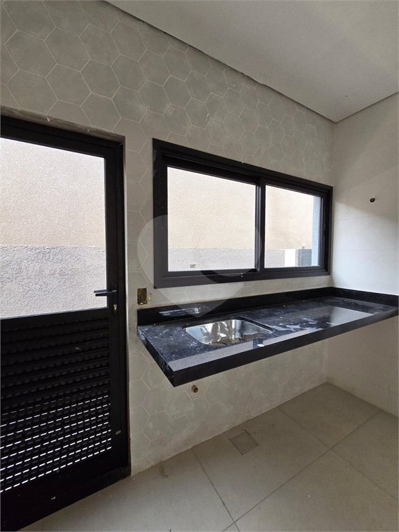 Casa à venda com 4 quartos, sendo 3 suítes, no condomínio Alphaville Nova Esplanada 4, Votorantim - SP