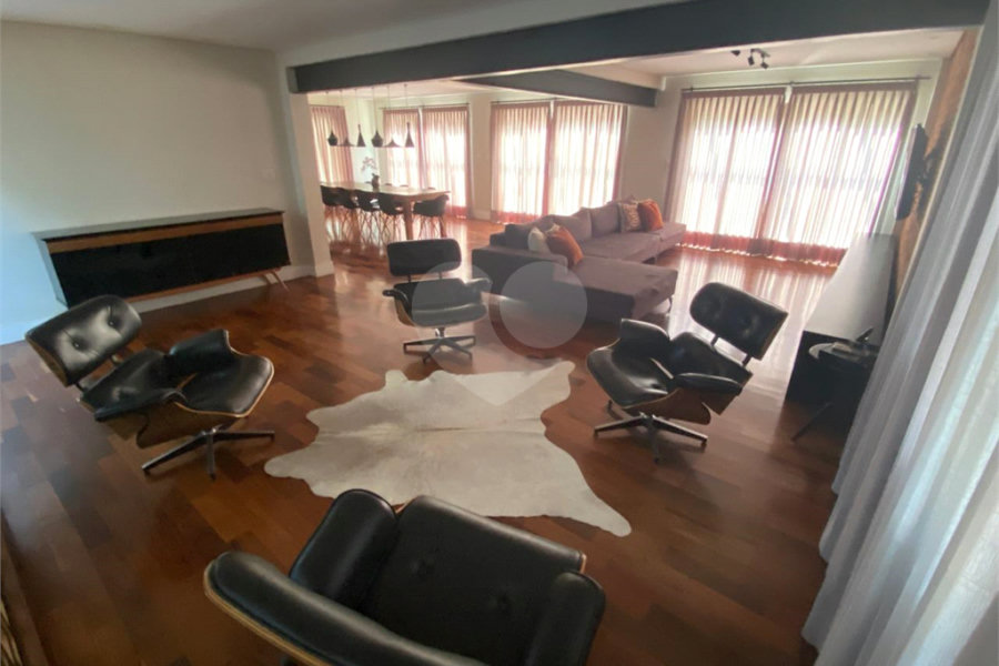 Casa à venda com 4 suítes no condomínio Gleba II, Mairiporã - SP